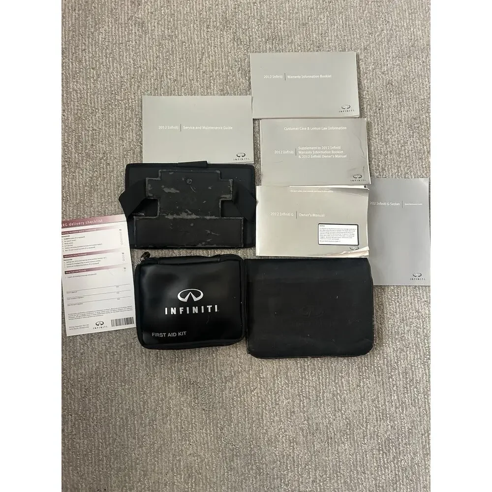 2012 Infiniti G37 AWD Owners Manual, Case, First Aid kit, and Maintenance Guide